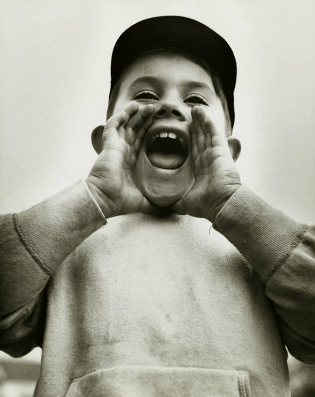 手,一个人,微笑,竖图,特写,快乐,大喊,人体,摄影,噪声,机敏,男性,彩图,欢乐