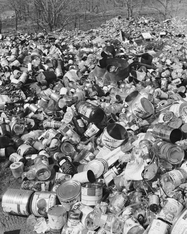 无人,竖图,黑白,室外,白天,环保,地形,垃圾,摄影,能源,堆,厌恶,污染,回收,资源,利用,低碳,循环,循环利用,环境保护,持续,社会问题