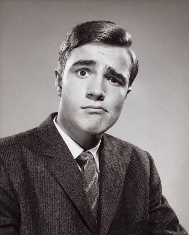 西方人,成年人,脸,头,脸颊,肩,关节,头发,一个人,商务人士,商务男性,竖图,黑白,室内,特写,衬衫,商务,欧洲,欧洲人,仅一个男性,仅一个人,套装,领带,肩膀,仅一个年轻男性,做,思考,人体,摄影,幽默,部分,恳求,企业,公司,肖像,商务装,工薪阶层,挫败,迷惑,担心,男人,男性,年轻男性,白种人,年轻人,头部,脸部,脸蛋,面部,白领,上班族,衬衣,态度