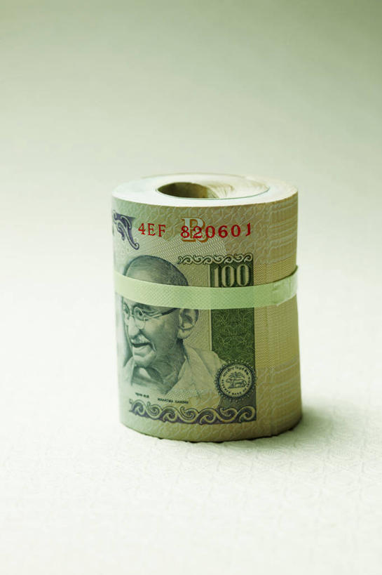 无人,竖图,白色背景,钱,消费,丰富,标志,符号,钱币,数字,标识,一个,卷起,财富,钞票,金融,纸币,摄影,经济,单个,卢比,流通,纸钞,贸易,圣雄甘地,印尼货币,性别符号,想法,货币,现金,彩图,影棚拍摄,印度尼西亚盾,印尼盾,男性符号