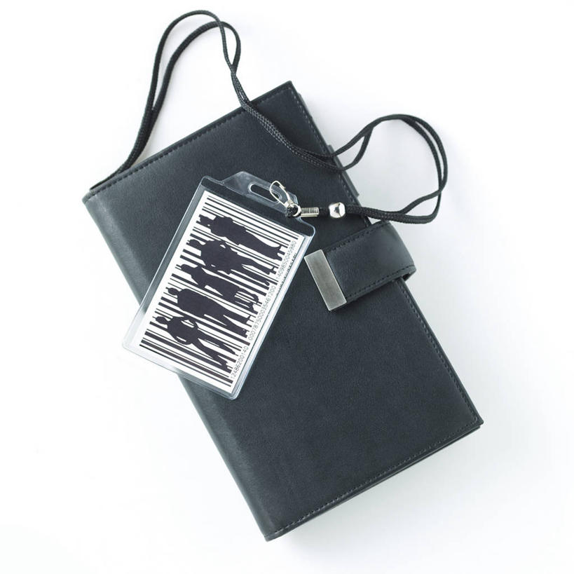 无人,方图,俯视,室内,特写,白天,白色背景,静物,阴影,反射,影子,记事本,标识,吊牌,一个,本子,笔记本,胸牌,摄影,影棚,单个,徽章,身份,胸章,胸卡,编号牌,雕刻牌,工号牌,胸号牌,胸徽,员工牌,彩图,高角度拍摄,影棚拍摄,拍摄