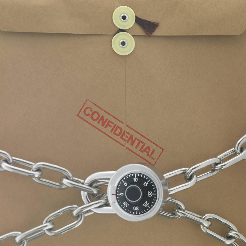 无人,横图,俯视,室内,特写,白天,安全,静物,袋子,金属制品,一排,阴影,整齐,反射,金属,英文,圆形,标志,数字,图形,文字,影子,圆,纸袋,字符,字母,防护,几何,标识,锁,排列,黄色,红色,容器,摄影,阿拉伯数字,影棚,储藏,铁环,英文字母,保护,锁链,链条,档案袋,挂锁,束缚,储存,队列,数学,限制,保险,私密,保全,周全,安稳,安定,防盗,约束,平安,彩图,高角度拍摄,影棚拍摄,拍摄,几何图形,平面图形,贮存