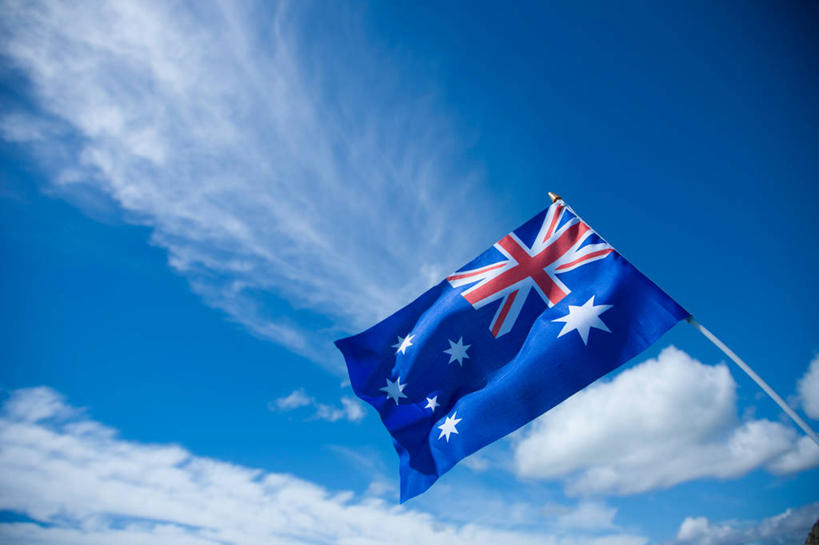 无人,横图,室外,特写,白天,仰视,美景,旗帜,国旗,一面,阴影,飘扬,光线,影子,景观,云,星星,云朵,云彩,红色,蓝色,白色,白云,蓝天,天空,阳光,自然,英国国旗,天,星形,景色,晴朗,飘逸,米字旗,自然风光,飞扬,旗,晴空,彩图,低角度拍摄,澳大利亚国旗