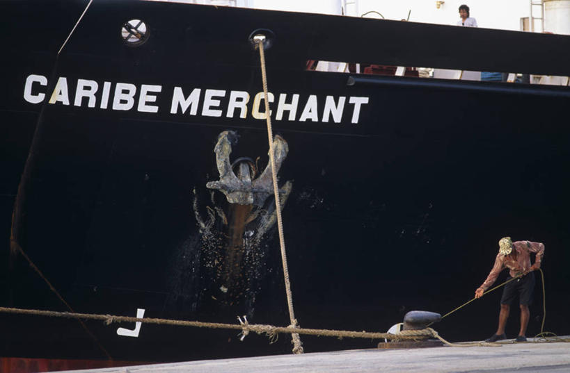 成年人,无人,横图,室外,旅游,度假,船,停靠,岛,海岸线,绳子,社区,摄影,热带气候,西印度群岛,停泊,销售,贩卖,维京群岛,安的列斯群岛,安圭拉岛,男人,海滩,彩图,旅行