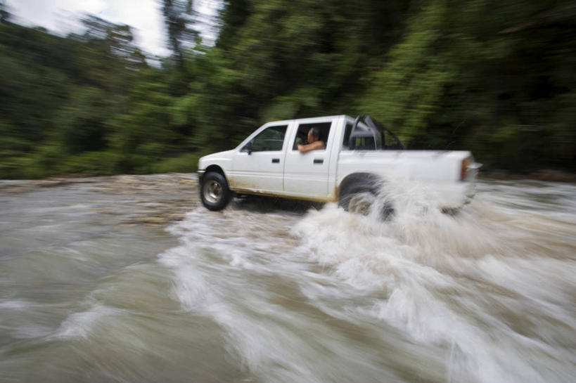 无人,横图,室外,河流,瀑布,汽车,野生动物,马来西亚,亚洲,南海,自然,摄影,东南亚,四驱车,婆罗洲,加里曼丹岛,婆罗洲岛,马来西亚联邦,沙巴州,冒险,彩图,生态多样性,雨林