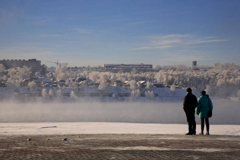 两个人,横图,室外,河流,雾,欧洲,俄罗斯,亚洲,冬天,浪漫,霜,寒冷,摄影,西伯利亚,俄联邦,俄罗斯联邦,伊尔库茨克,伊尔库茨克州,东西伯利亚,彩图,旅行,伴侣,独联体
