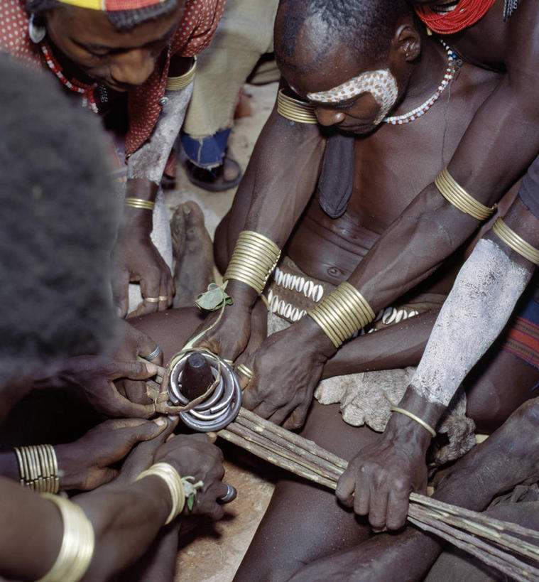 竖图,非洲,埃塞俄比亚,摄影,手镯,彩图,传统服装,成人仪式