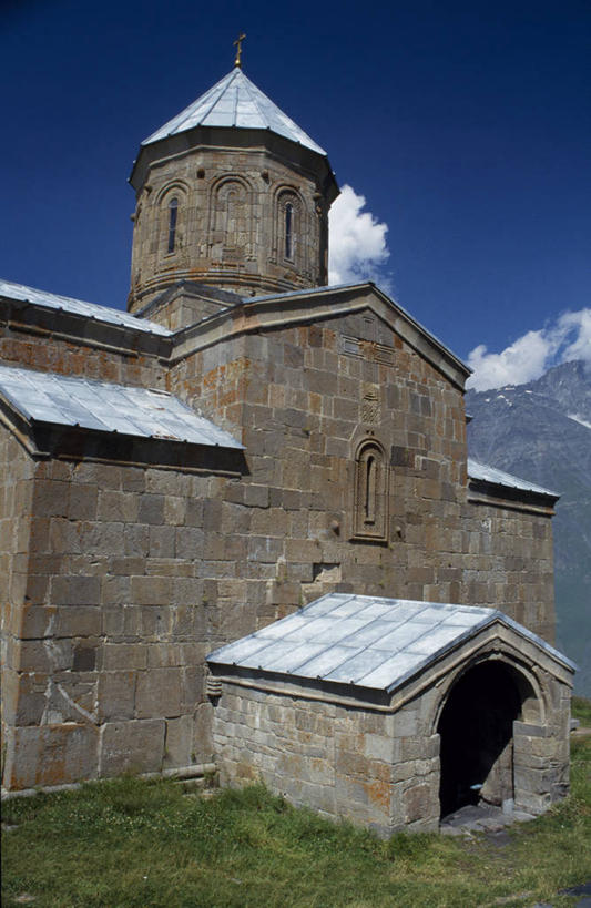 无人,教堂,横图,山,山脉,窗户,建筑,墙,塔,尖顶,摄影,宗教,高加索山脉,彩图,传统文化