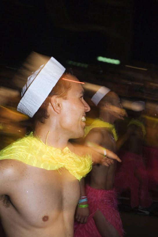 成年人,两个人,横图,彩色,聚会,性感,热情,骄傲,城市,澳大利亚,狂欢节,庆祝,地形,首都,表演者,粉色,摄影,五颜六色,年龄,色彩斑斓,图标,事件,悉尼,同性恋,游行,五彩缤纷,五彩斑斓,新南威尔士,五光十色,男人,舞者,彩图,传统服装,旅行,牛津街,变性人