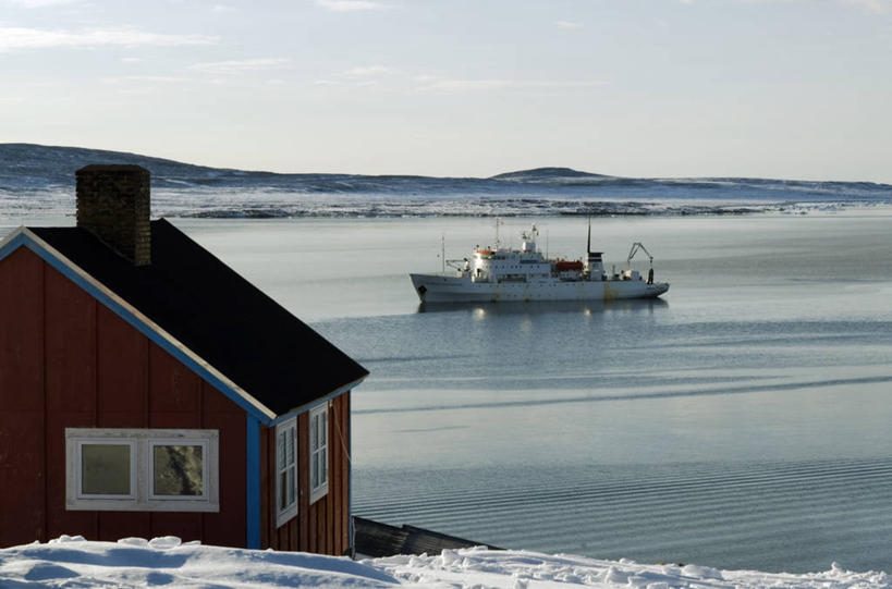 无人,家,码头,横图,北极,海洋,山,水,雪,港口,船,行人,游客,游人,房屋,冰,乡村,冬天,城镇,海湾,路人,旅客,社区,破冰船,寒冷,摄影,生活方式,客船,过客,讲师,彩图,旅行,摆渡口,埠头,渡口,渡头,港湾,海港,货运码头,口岸,商港