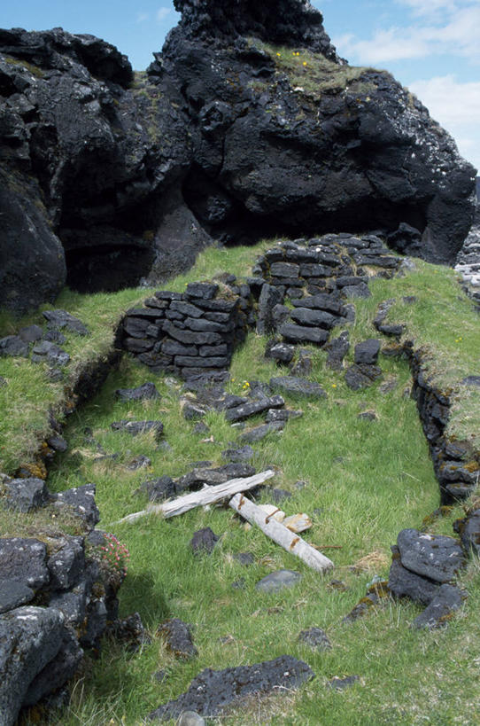 两个人,竖图,旅游,度假,水,喷泉,行人,游客,游人,喷,蒸汽,热,路人,旅客,自然,春天,看,表,摄影,蜜月,爆发,间歇泉,过客,彩图,伴侣