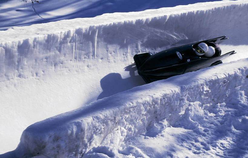 同事,横图,兴奋,成功,运动,合作,团队,集体,信心,瑞士,冰,队伍,刺激,白色,黑色,车队,冷,摄影,迅速,领导,成就,合伙,领袖,冬季运动,开端,危险,彩图