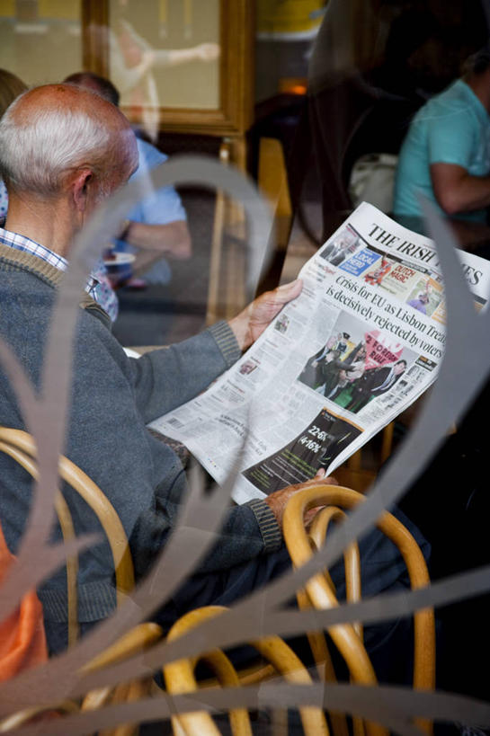 咖啡,无人,竖图,幸福,欧洲,咖啡杯,首都,杯,娱乐,饮料,享受,休闲,温馨,放松,乐趣,摄影,提神,舒适,醒脑,捷克共和国,软饮料,布拉格,茶水间,彩图,旅行,咖啡馆