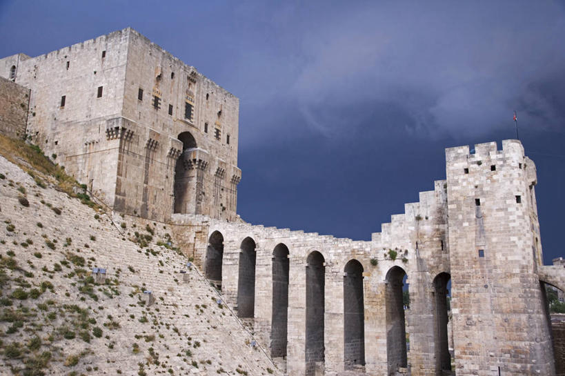 无人,横图,室外,旅游,山,植物,仙人掌,玻利维亚,行人,游客,游人,帐篷,地形,路人,旅客,南美,摄影,宾客,考古学,拉丁美洲,露营,安地斯山脉,过客,彩图,小屋