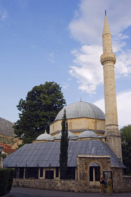 无人,竖图,室外,建筑,欧洲,塔,摄影,宗教,尖塔,伊斯兰教,圆顶建筑,宗教建筑,地中海文化,清真寺,巴尔干,前南斯拉夫,灵性,莫斯塔尔,彩图,波斯尼亚和黑塞哥维那