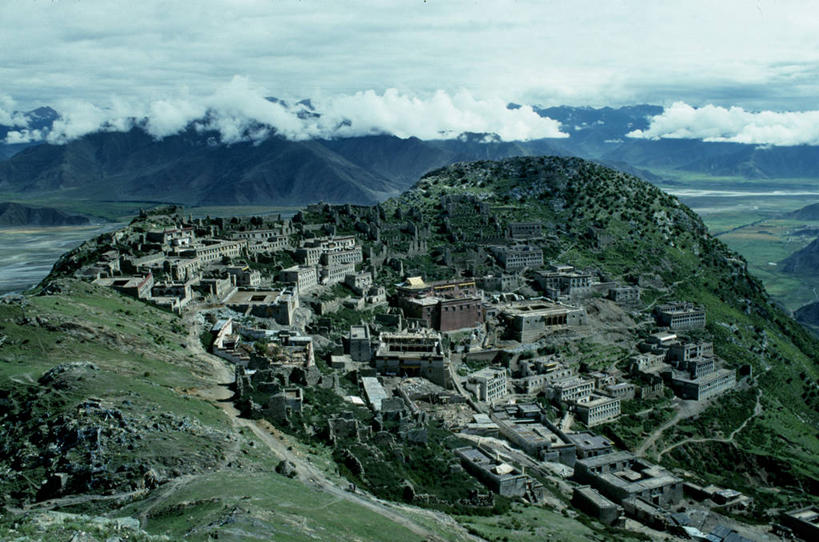 无人,横图,室外,山,山脉,布达拉宫,亚洲,高处,首都,拉萨,经幡,摄影,宗教,佛教,中国文化,政府,西藏自治区,喇嘛教,彩图