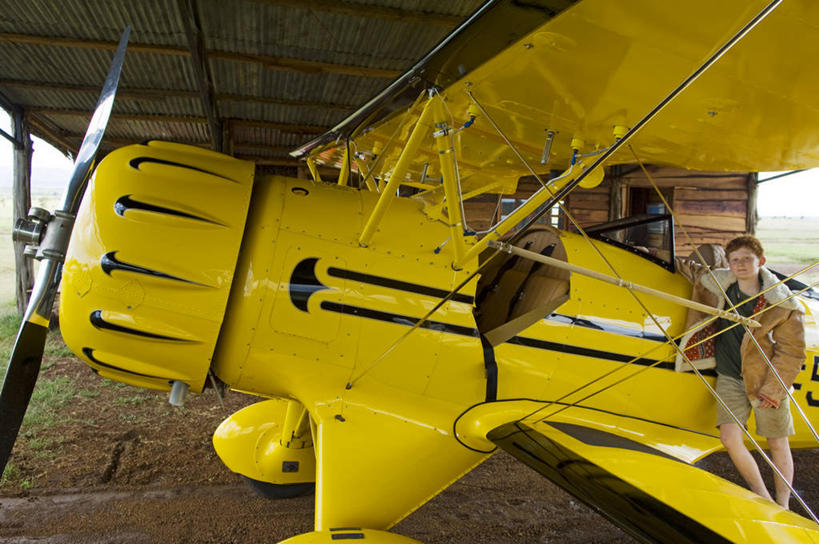 儿童,横图,旅游,天线,飞机,非洲,肯尼亚,交通,古典,历史,航空,飞,黄色,交通工具,运输,摄影,刨子,载具,双翼机,冒险,男孩,彩图,旅行
