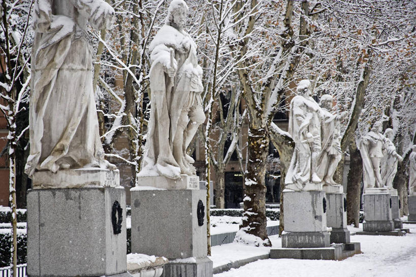 无人,公园,横图,室外,雪,雕塑,西班牙,欧洲,雕像,冬天,天气,首都,布置,马德里,寒冷,摄影,马德里皇宫,彩图,旅行