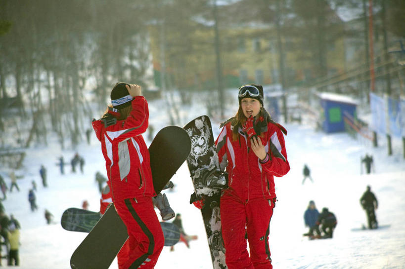 成年人,运动员,横图,运动,冰,冬天,极限运动,车,交通工具,寒冷,摄影,滑雪板,雪橇,载具,雪橇车,挑战,滑雪运动,女人,体育运动员,运动选手,彩图,旅行,柱头,独联体