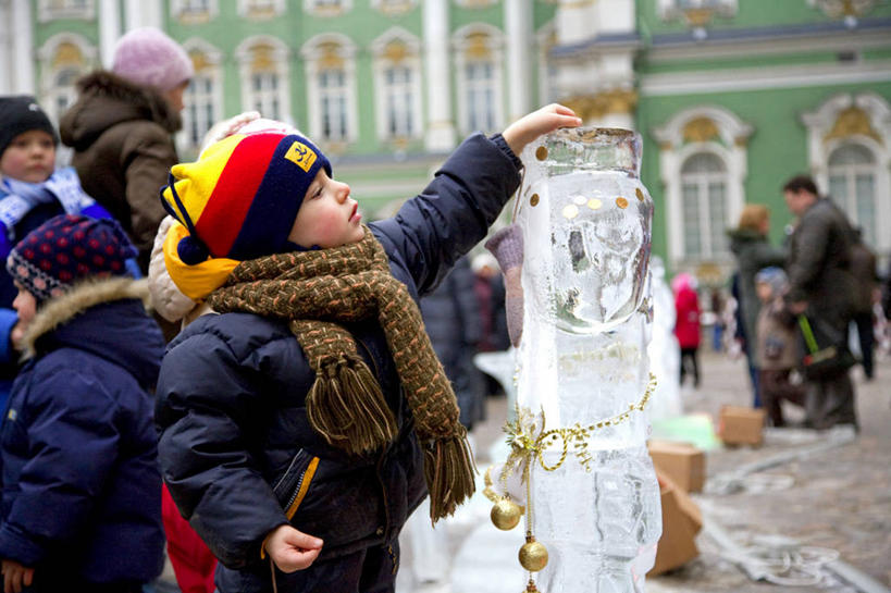 儿童,博物馆,横图,城市,雕塑,俄罗斯,冰,冬天,历史,寒冷,摄影,冰雕,巴洛克风格,彩图,旅行,独联体
