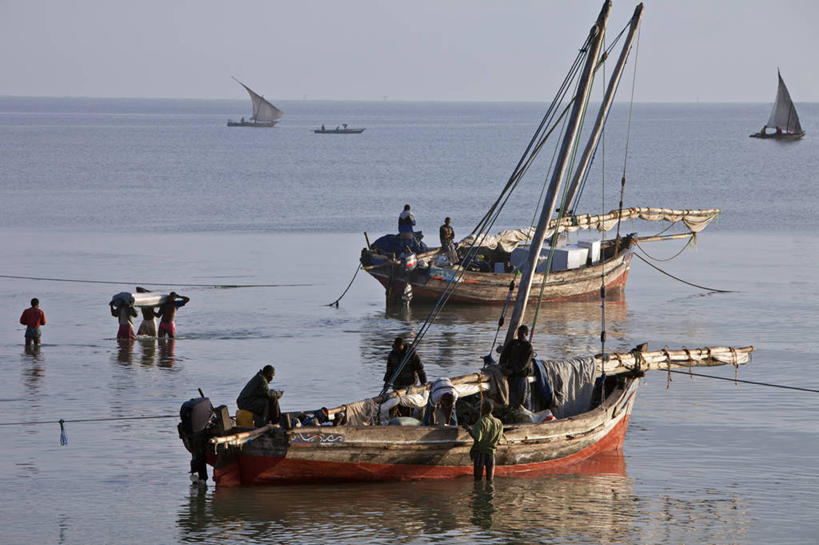 成年人,无人,横图,日出,海洋,船,非洲,坦桑尼亚,集装箱,黎明,货柜,容器,箱子,运输,摄影,活动,印度洋,物流,东非,男人,彩图,海港,达累斯萨拉姆