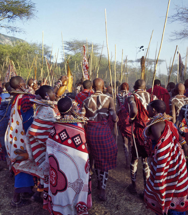 儿童,成年人,竖图,生产线,珠宝,非洲,肯尼亚,珠子,祝福,红色,摄影,典礼,男孩,男人,彩图,传统文化,马赛人
