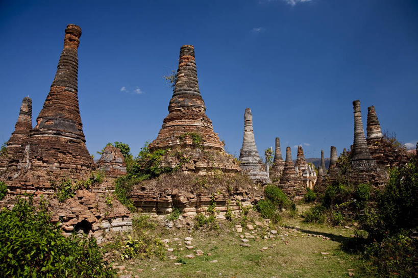 划船,成年人,横图,室外,渔业,湖,山,山脉,水,缅甸,亚洲,圆锥,锥子,社区,表,平衡,摄影,东南亚,宁静,桨,早晨,鱼网,陷阱,掸邦,男人,彩图,传统文化,淡水