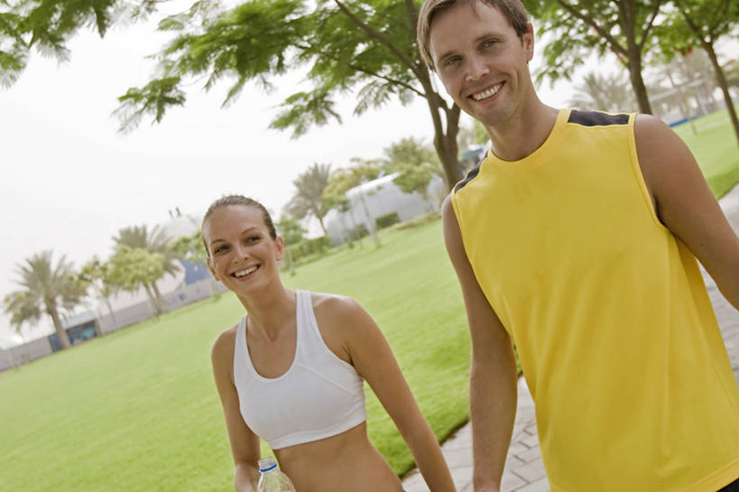 成年人,一个人,运动员,横图,运动鞋,锻炼,运动,城市,仅一个女性,训练,台阶,摄影,生活方式,活动,动作,迪拜,波斯湾,慢跑,女人,休闲活动,彩图