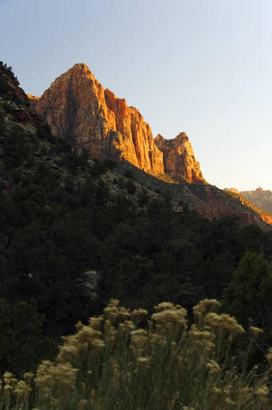 无人,竖图,室外,美景,日落,山,美国,地形,景观,山顶,风景,自然,景色,摄影,宁静,考古学,北美,自然风光,犹他,地质学,看管,看守,彩图,把守