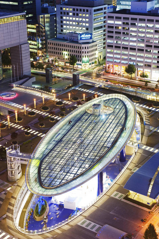 无人,竖图,俯视,室外,夜晚,度假,美景,天际线,城市风光,城市,建筑,名古屋,日本,亚洲,日本文化,光,景观,娱乐,现代,黄昏,地标建筑,享受,休闲,景色,放松,摄影,照亮,照明设备,本州,空中走廊,岐阜县,彩图,高角度拍摄