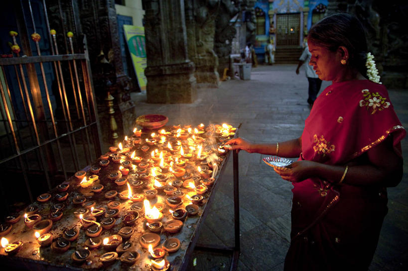 横图,蜡烛,印度,亚洲,火焰,祈祷,摄影,宗教,印度文化,印度教,泰米尔纳德邦,马杜赖,印度次大陆,彩图