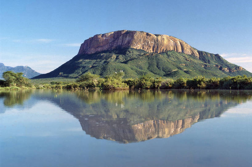 无人,横图,室外,山,水,白鹭,非洲,肯尼亚,反射,鸟类,自然,摄影,峭壁,彩图,旅行