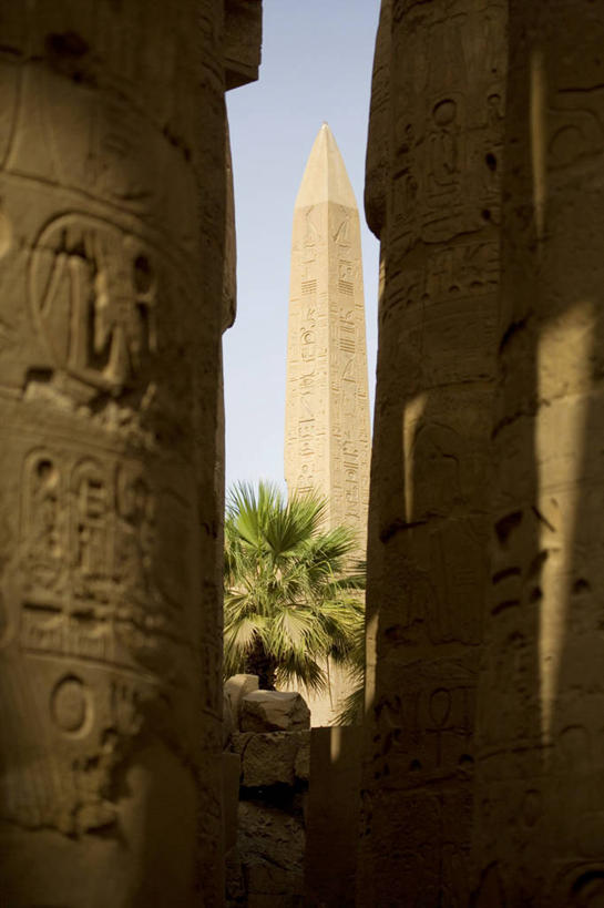 无人,竖图,建筑,非洲,埃及,柱子,地标建筑,摄影,考古学,中东,象形文字,卡尔纳克神殿,埃及文化,沙岩,彩图,旅行,联合国教科文组织,埃及卢克索