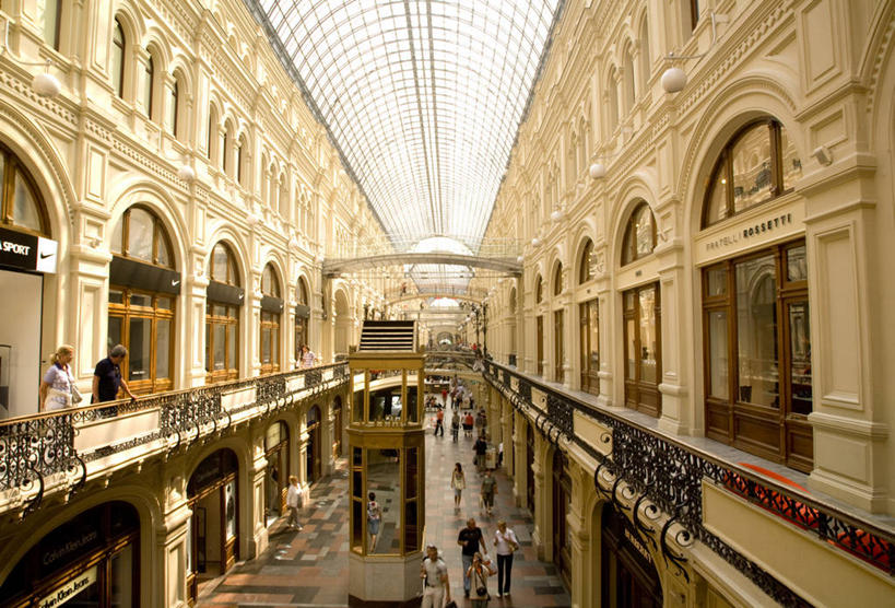 商店,横图,购物,旅游,阳台,俄罗斯,行人,游客,游人,首都,路人,旅客,摄影,口香糖,红场,莫斯科,过客,步行,彩图,旅行,俄罗斯文化,独联体