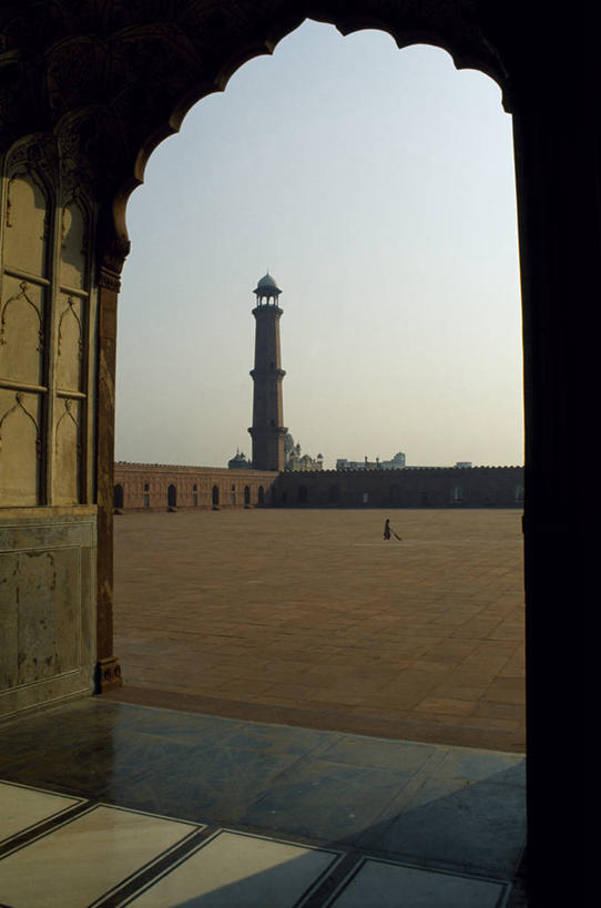 无人,竖图,巴基斯坦,亚洲,庭院,拱门,门口,摄影,尖塔,伊斯兰教,中东,宗教建筑,清真寺,南亚,首府,巴基斯坦伊斯兰共和国,印度次大陆,花园城市,拉合尔,彩图,巴德夏希清真寺,皇家清真寺,旁遮普省