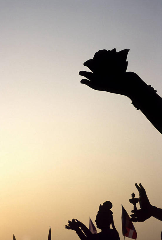 无人,竖图,莲花,雕塑,香港,亚洲,雕像,黄昏,地标建筑,摄影,宗教,佛教,中国文化,肖像,剪影,朝圣节,大屿山,四臂观音,青铜,使徒,彩图,旅行