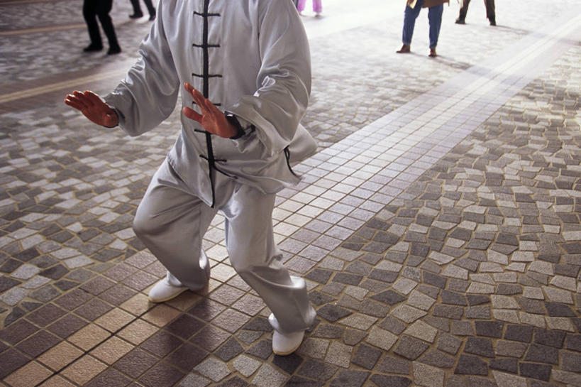 一个人,导演,码头,横图,道路,港口,路,雕塑,香港,亚洲,雕像,小路,交通,星形,工业,摄影,纪念,留念,图标,剪影,怀念,九龙,尖沙咀,贡献,好莱坞星光大道,彩图,旅行,摆渡口,埠头,渡口,渡头,港湾,海港,货运码头,口岸,商港,电影摄影师,电视摄像机,林荫大道