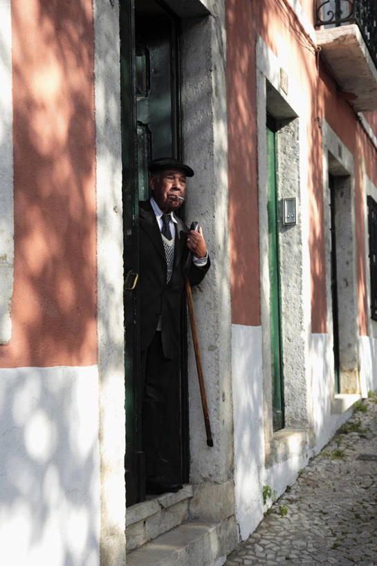 葡萄酒,成年人,两个人,农场,竖图,室外,河流,葡萄,日光,葡萄牙,欧洲,山谷,葡萄园,藤蔓,摄影,收获,运送,装货,种植园,伊比利亚半岛,藤蔓植物,女人,彩图,斗罗河