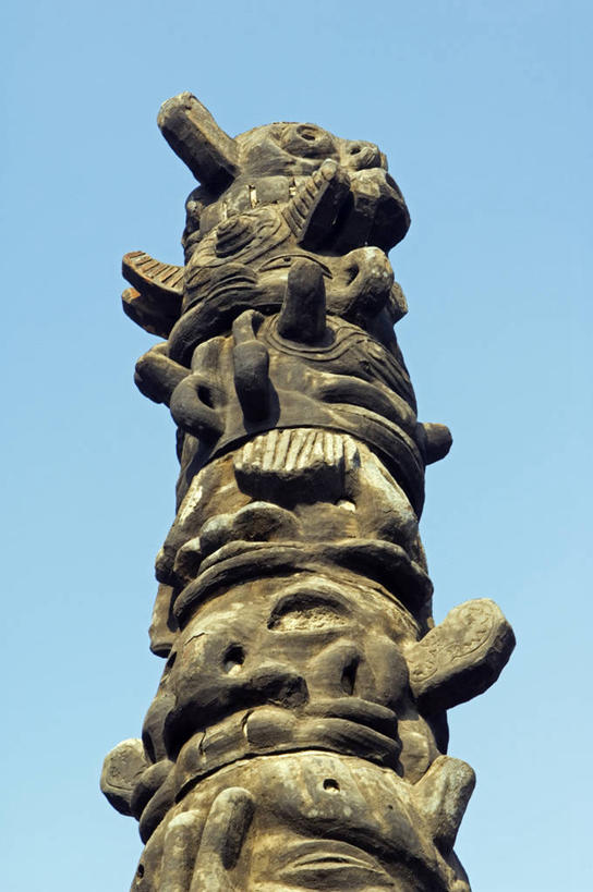 无人,音乐厅,竖图,旅游,雕塑,北京,亚洲,艺术,装饰,木制,雕刻,雕像,乡村,首都,历史,工艺品,摄影,纪念,美术,创造力,种族,主题,手艺,陈列,东亚,功能,美学,美术工艺,图腾柱,彩图,旅行,奥林匹克公园,传统文化