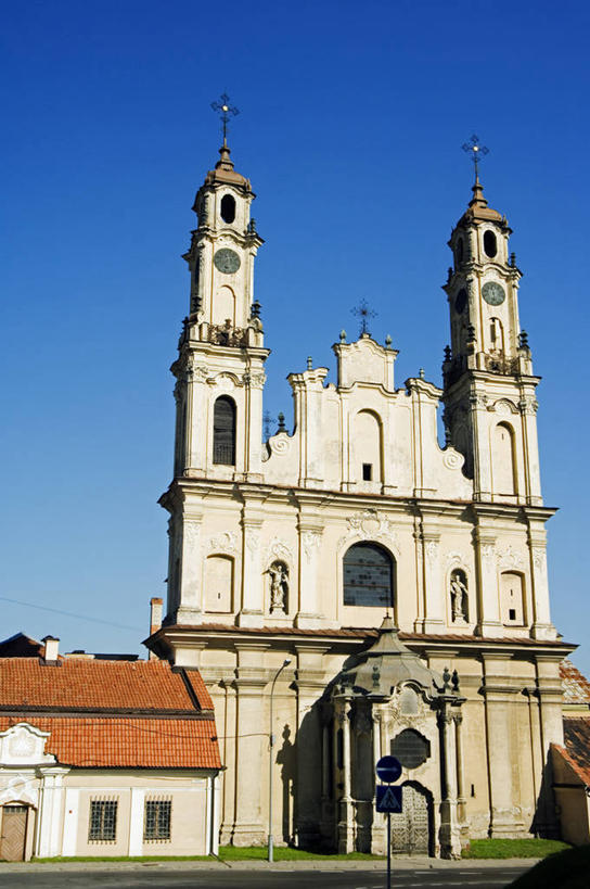 无人,教堂,竖图,室外,建筑,日光,古城,塔,尖顶,首都,历史,蓝色,天空,地标建筑,摄影,政府,立陶宛共和国,维尔纽斯,彩图,波罗的海三国,传统文化,联合国教科文组织