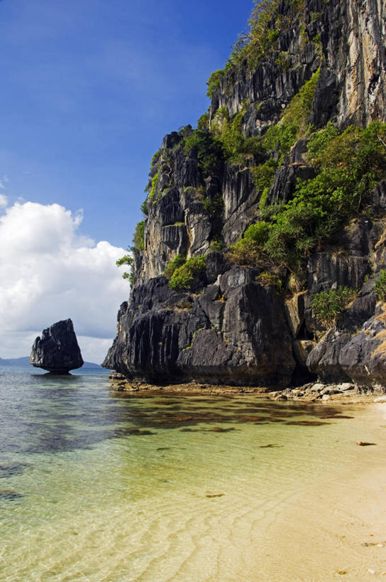 无人,竖图,室外,海洋,水,菲律宾,亚洲,透明,沙子,海岸线,海湾,风景,自然,摄影,东南亚,宁静,巴拉望,潟湖,爱妮岛,天堂镇,海滩,岩石,彩图,罢工,美人