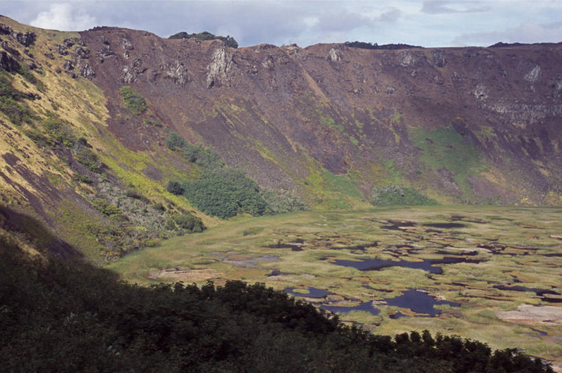 无人,横图,室外,湖,火山,复活节岛,智利,墙,岛,地形,火山口,地标建筑,南美,人体,摄影,太平洋,南美洲,国家公园,拉丁美洲,美洲,波利尼西亚,亚美利加洲,南亚美利加洲,复活岛,智利共和国,拉帕努伊国家公园,波利尼西亚群岛,嘴唇,活火山,彩图,赫布亚岛,拉帕努伊岛,帕赛兰,伊斯特岛