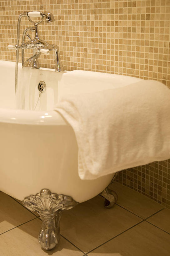 无人,竖图,室外,浴室,酒店,英国,北爱尔兰,瓷砖,水龙头,毛巾,摄影,彩图,弗马纳区,厄恩湖