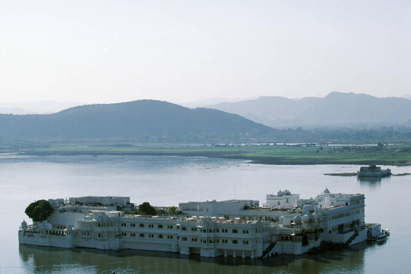 无人,宫殿,横图,室外,旅游,度假,湖,水,建筑,酒店,印度,行人,游客,游人,漂浮,路人,旅客,穹顶,摄影,渡轮,圆顶建筑,华贵,拉贾斯坦邦,乌代浦,过客,湖上皇宫,彩图