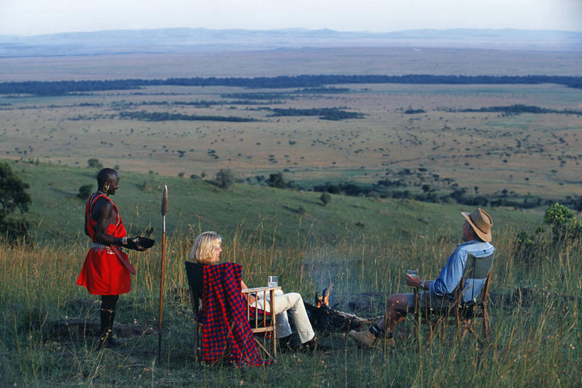 三个人,横图,日落,火,非洲,肯尼亚,浪漫,饮食,黄昏,橙色,放松,摄影,宁静,剪影,彩图,马赛马拉国家保护区,伴侣,马赛人