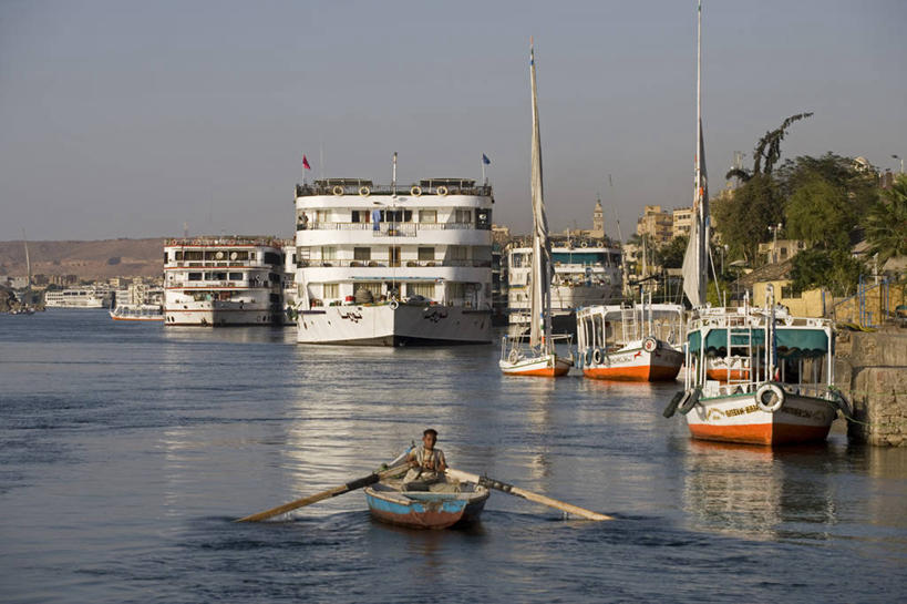 帆船,横图,室外,旅游,度假,河流,水,船,尼罗河,非洲,埃及,交通工具,运输,摄影,桨,中东,载具,北非,埃及文化,帆樯,桅竿,三桅帆船,彩图,旅行,帆柱,传统文化