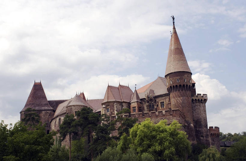 无人,横图,室外,旅游,建筑,欧洲,罗马尼亚,行人,游客,游人,城堡,云,塔,路人,旅客,树,摄影,要塞,吸血鬼,特兰西瓦尼亚,过客,彩图,旅行,传统文化