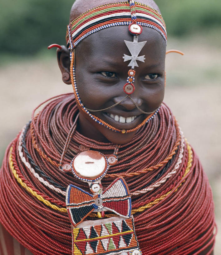 儿童,成年人,一个人,竖图,项链,珠宝,非洲,肯尼亚,装饰,束发带,珠子,摄影,肖像,非洲文化,女孩,女人,非洲人,彩图,传统服装