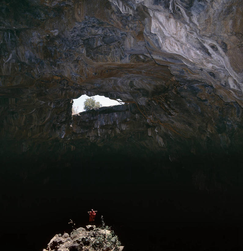 无人,竖图,火山,非洲,肯尼亚,反射,隧道,蜂窝,风景,自然,思考,摄影,洞穴,考古学,岩层,死火山,岩石,彩图,马赛人