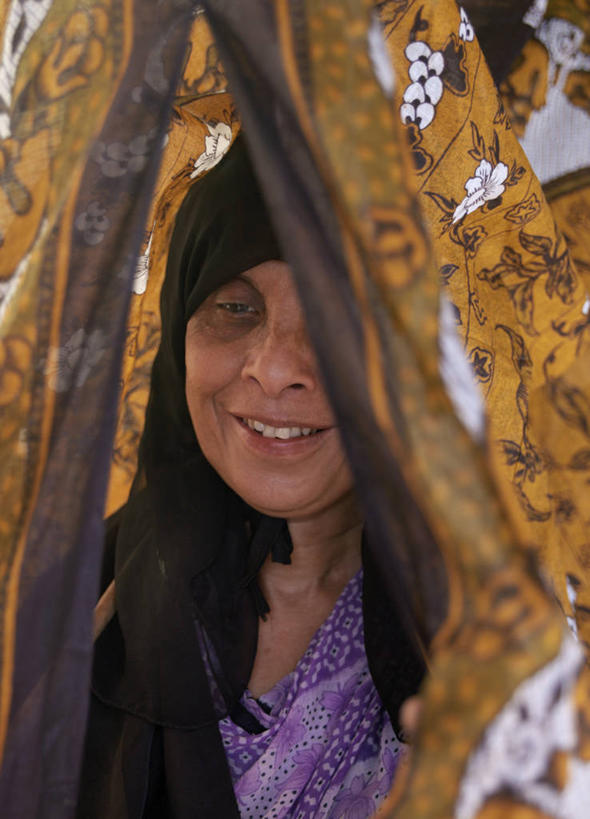 成年人,一个人,竖图,非洲,肯尼亚,仅一个女性,人体,摄影,伊斯兰教,肖像,非洲文化,阿伦岛,害羞,女人,非洲人,彩图